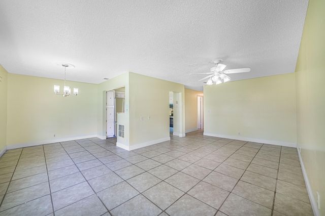 8633 NW 12th Street C177, Plantation, FL 33322
