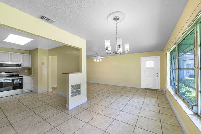 8633 NW 12th Street C177, Plantation, FL 33322