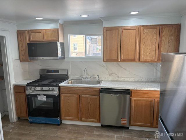 169 Washington Road, Sayreville, NJ 08872