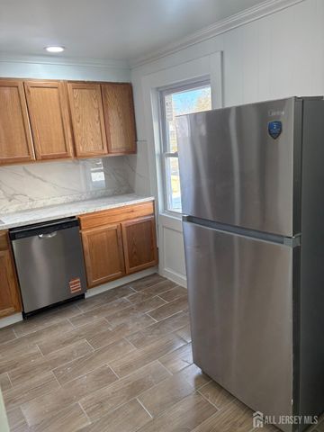 169 Washington Road, Sayreville, NJ 08872