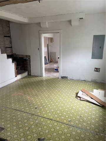 97 A & B United Road, Mt Pleasant Twp, PA 15666