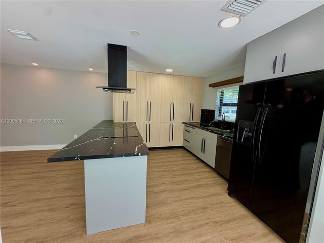 9900 NW 52nd Terrace 9900, Doral, FL 33178