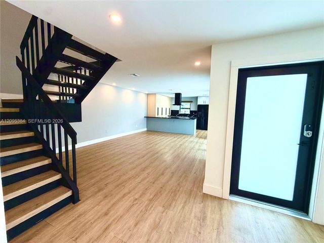 9900 NW 52nd Terrace 9900, Doral, FL 33178