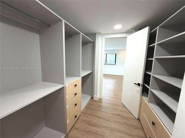 9900 NW 52nd Terrace 9900, Doral, FL 33178