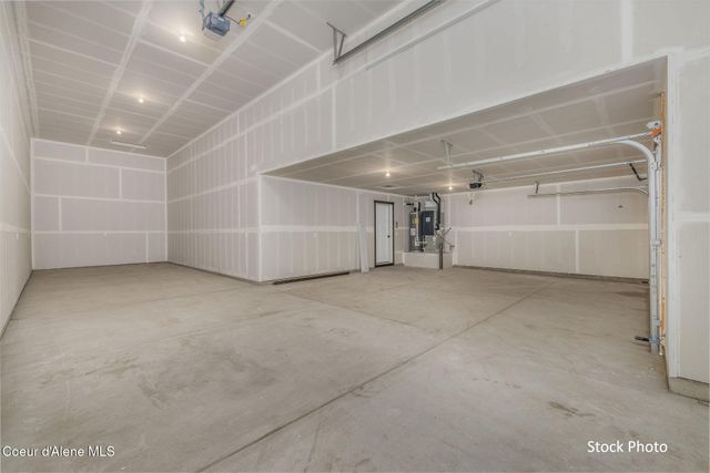 12018 N LENNON LN, Rathdrum, ID 83858