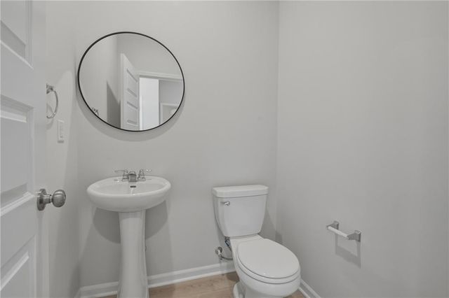 707 SW 6th Terrace, Oak Grove, MO 64075