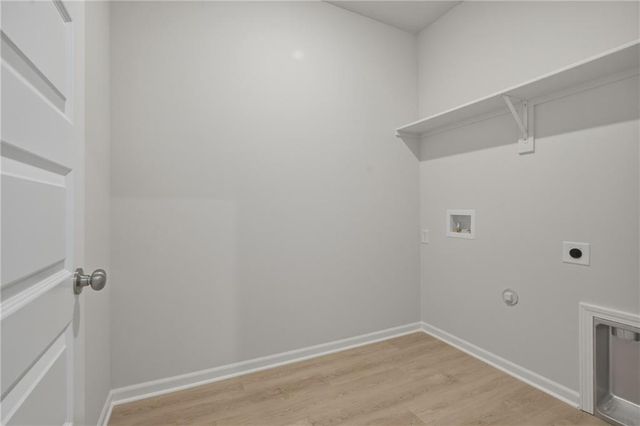 707 SW 6th Terrace, Oak Grove, MO 64075