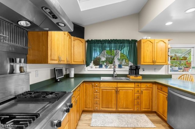 1591 W Princeton Ave, Brick Twp., NJ 08724