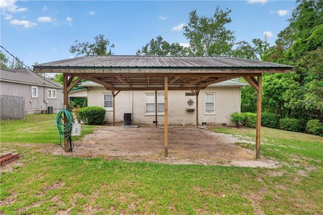 417 E Sellers Street E, Douglas, GA 31533