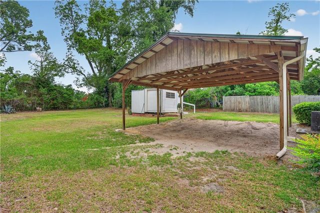417 E Sellers Street E, Douglas, GA 31533