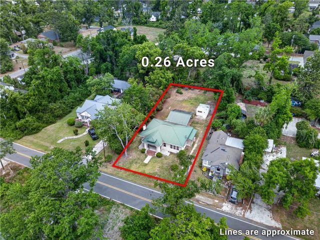 417 E Sellers Street E, Douglas, GA 31533