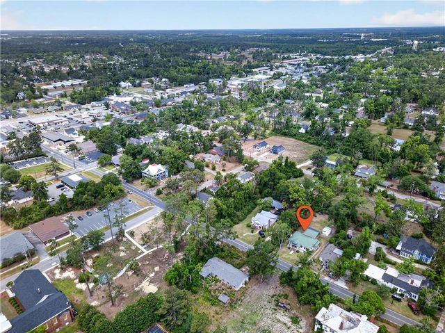 417 E Sellers Street E, Douglas, GA 31533