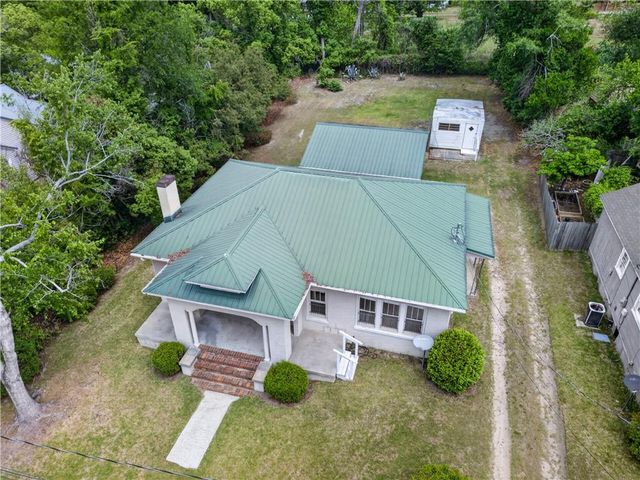 417 E Sellers Street E, Douglas, GA 31533