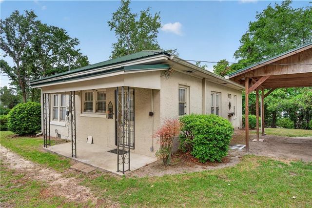 417 E Sellers Street E, Douglas, GA 31533
