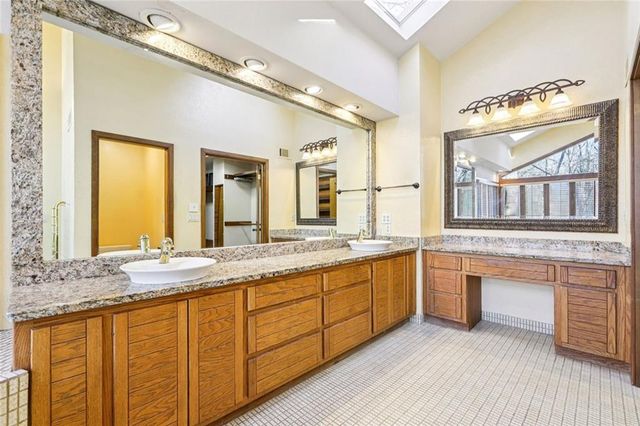 562 Pine Valley Road SE, Marietta, GA 30067