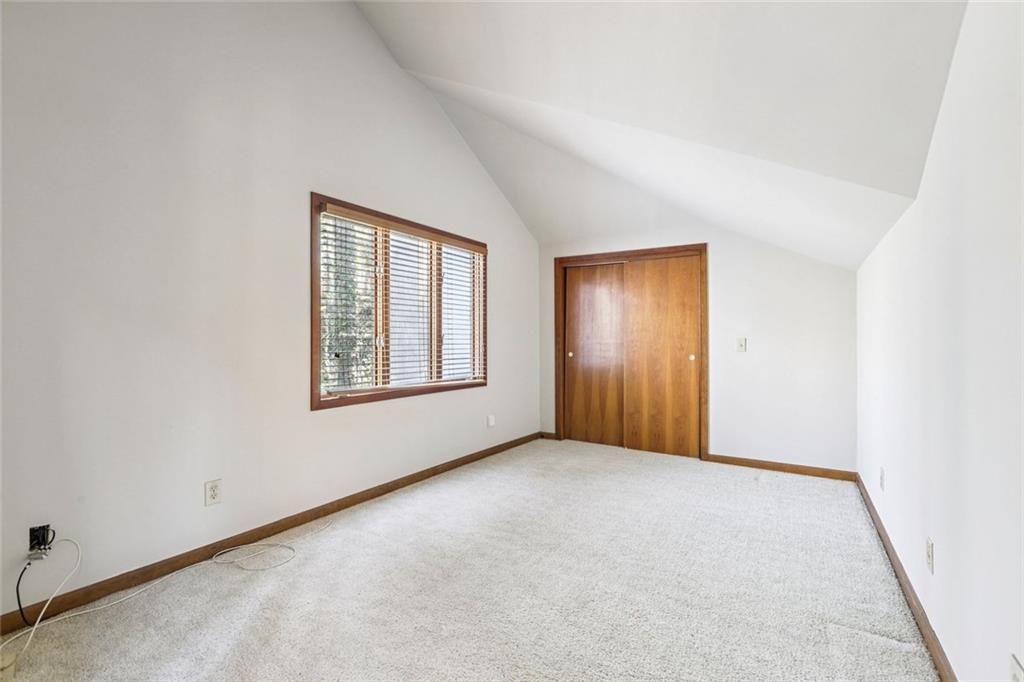 Image 21 of property listing at 562 Pine Valley Road SE, Marietta, GA 30067