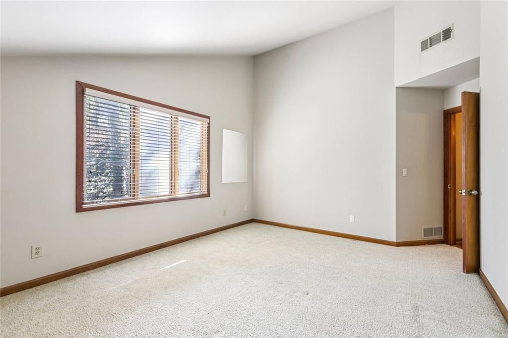 Image 41 of property listing at 562 Pine Valley Road SE, Marietta, GA 30067