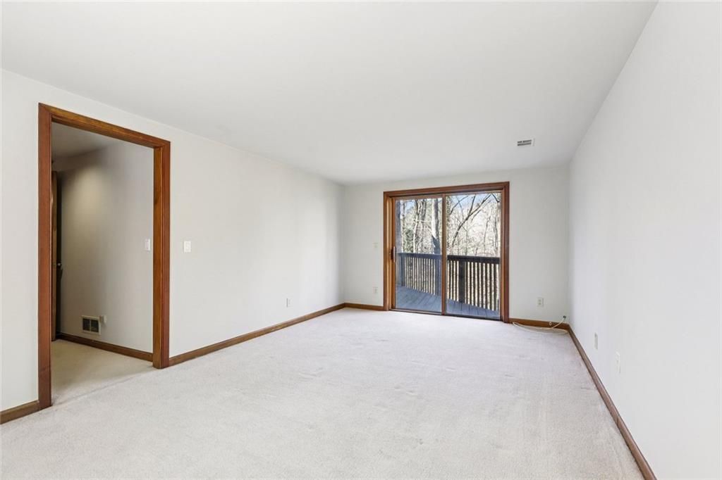 Image 43 of property listing at 562 Pine Valley Road SE, Marietta, GA 30067
