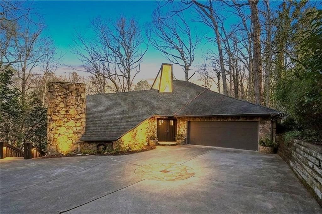 Image 47 of property listing at 562 Pine Valley Road SE, Marietta, GA 30067