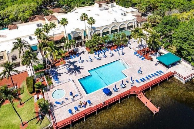 1900 Sabal Palm Drive 106, Davie, FL 33324