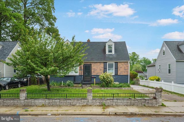 8121 HILLENDALE RD, Parkville, MD 21234
