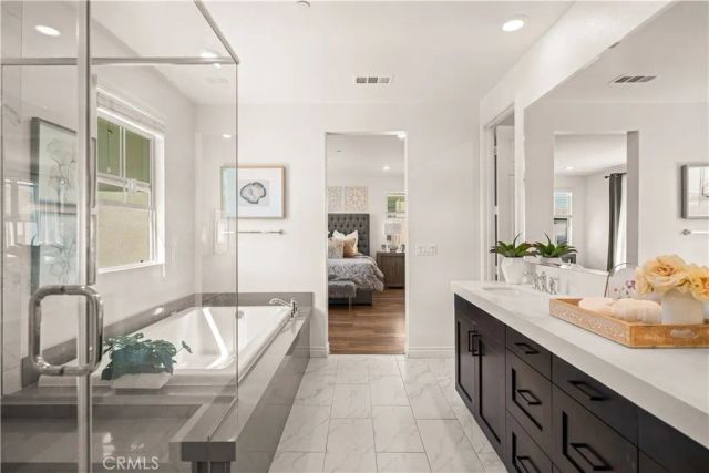 147 Ceremony, Irvine, CA 92618