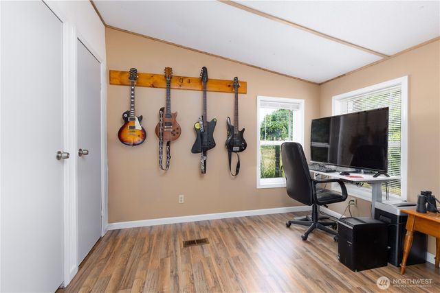 71 W Doggone Lane, Elma, WA 98541