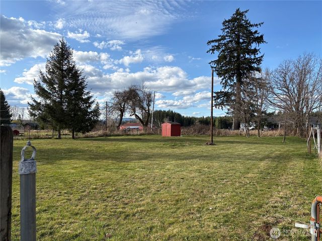 71 W Doggone Lane, Elma, WA 98541