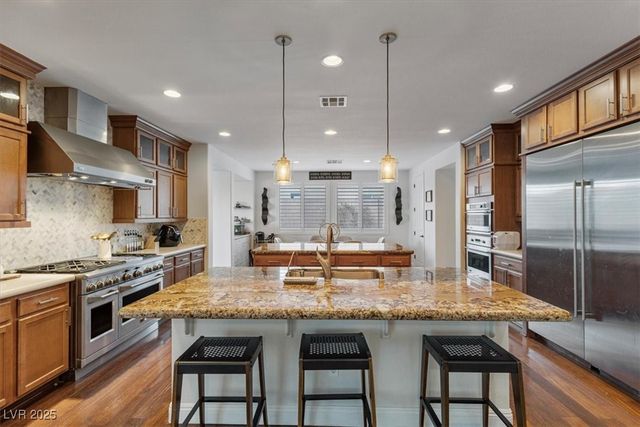 9763 Mountain Spruce Court, Las Vegas, NV 89178