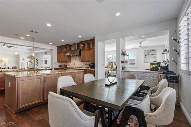 9763 Mountain Spruce Court, Las Vegas, NV 89178