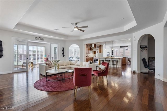 9763 Mountain Spruce Court, Las Vegas, NV 89178