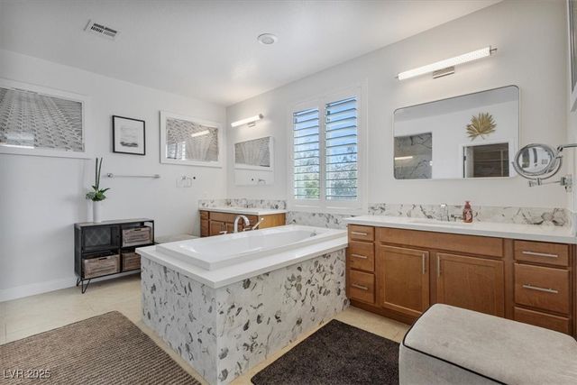 9763 Mountain Spruce Court, Las Vegas, NV 89178