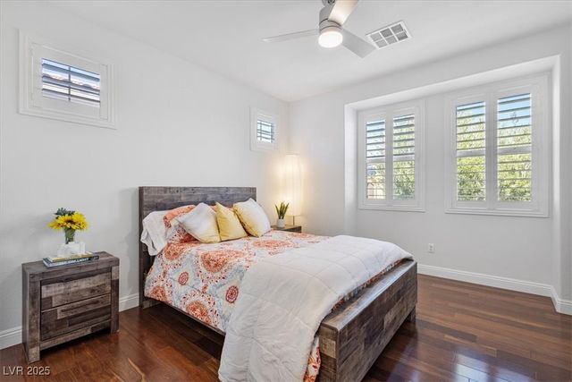 9763 Mountain Spruce Court, Las Vegas, NV 89178