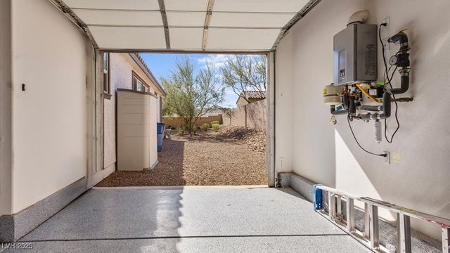 9763 Mountain Spruce Court, Las Vegas, NV 89178