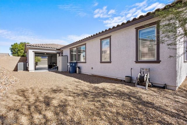 9763 Mountain Spruce Court, Las Vegas, NV 89178