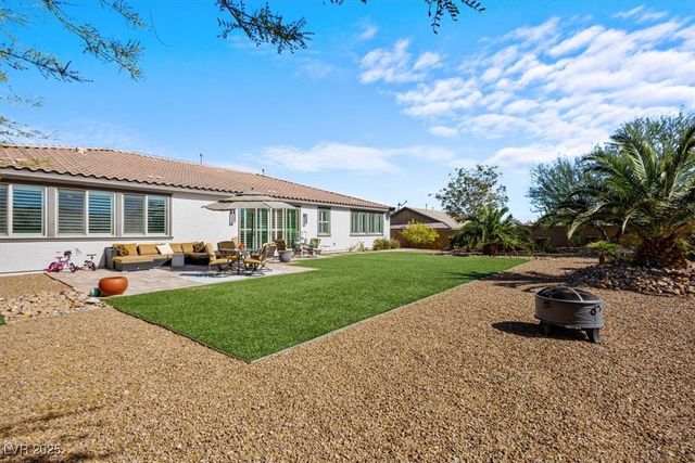 9763 Mountain Spruce Court, Las Vegas, NV 89178