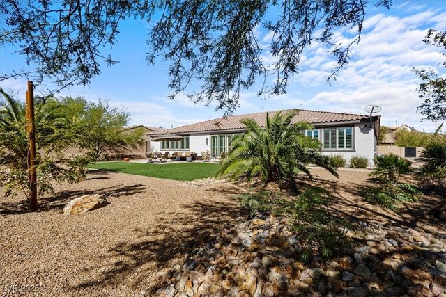 9763 Mountain Spruce Court, Las Vegas, NV 89178