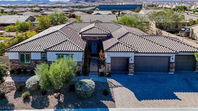9763 Mountain Spruce Court, Las Vegas, NV 89178
