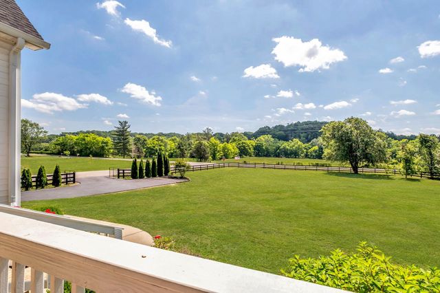 1779 Cayce Springs Rd, Thompsons Station, TN 37179