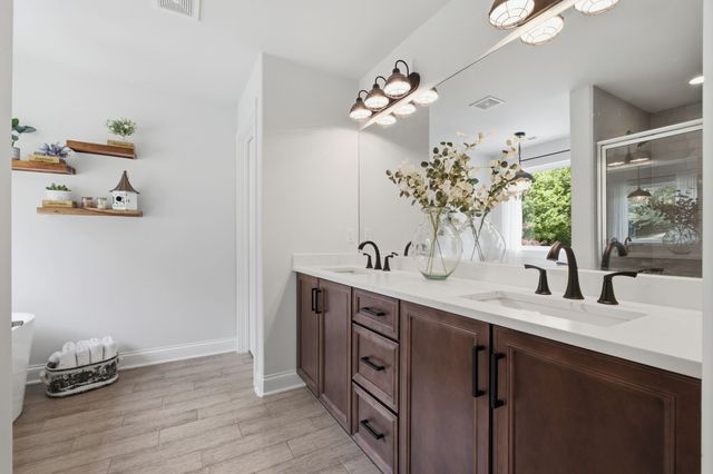 1779 Cayce Springs Rd, Thompsons Station, TN 37179
