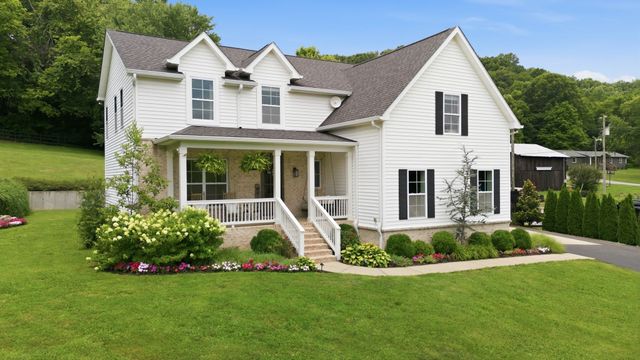 1779 Cayce Springs Rd, Thompsons Station, TN 37179