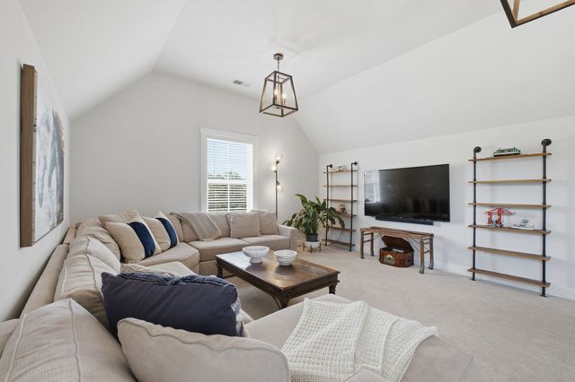 1779 Cayce Springs Rd, Thompsons Station, TN 37179