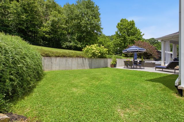 1779 Cayce Springs Rd, Thompsons Station, TN 37179