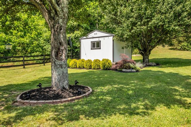 1779 Cayce Springs Rd, Thompsons Station, TN 37179