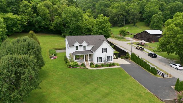 1779 Cayce Springs Rd, Thompsons Station, TN 37179