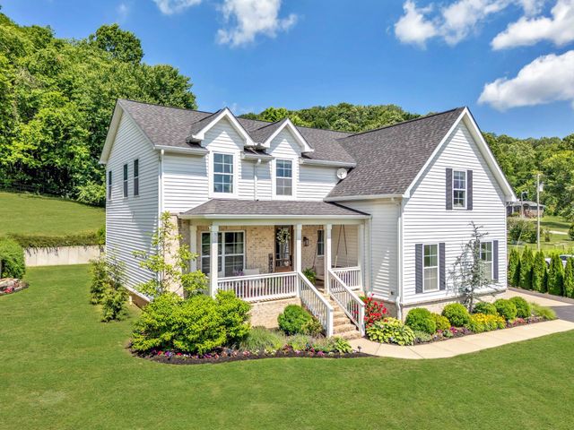 1779 Cayce Springs Rd, Thompsons Station, TN 37179