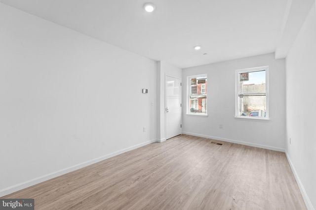 913 N 43RD ST, Philadelphia, PA 19104