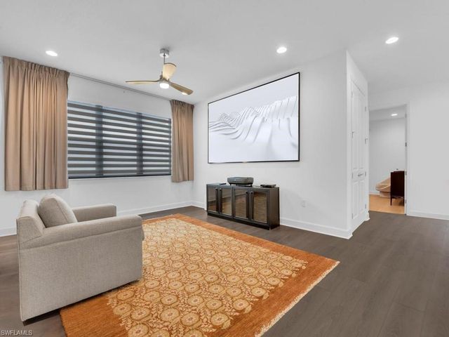 20318 Fair Oak LN, Estero, FL 33928