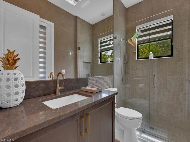 20318 Fair Oak LN, Estero, FL 33928