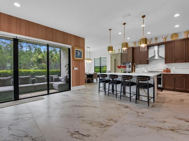 20318 Fair Oak LN, Estero, FL 33928